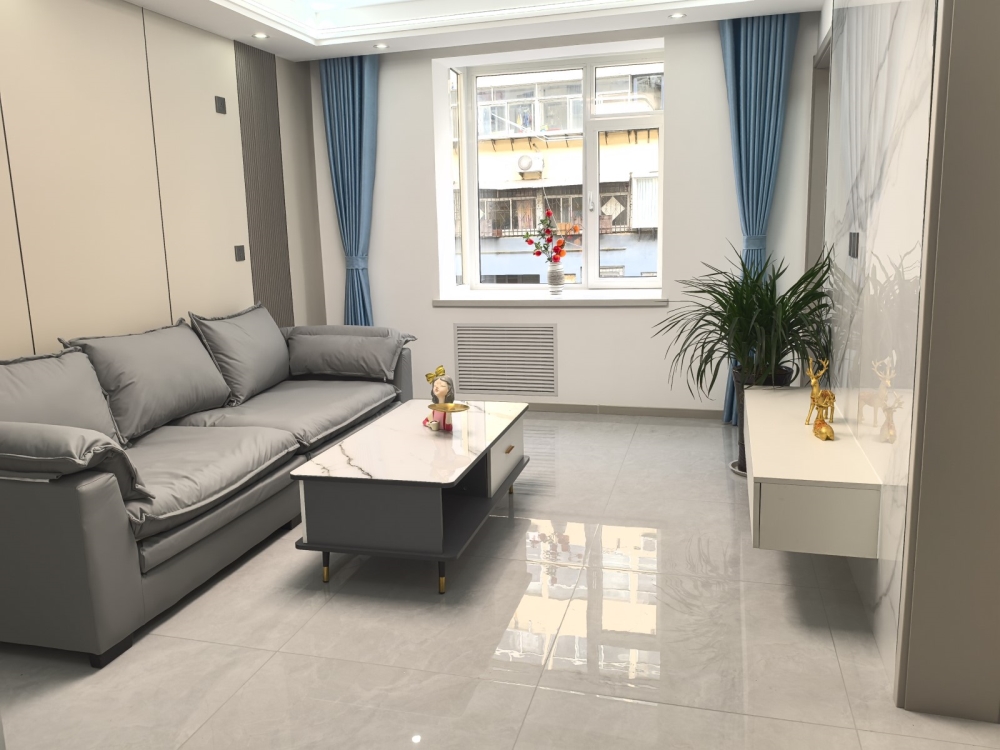 西北山路二楼64平37.8万