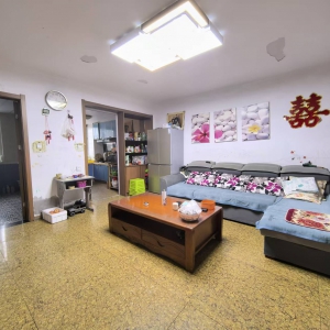 御鑫佳园顶加阁无储藏室