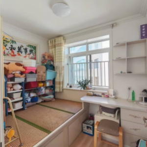 昌鸿小区 好楼层 精装修