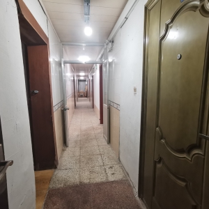 庙耩路独栋带院临街门市
